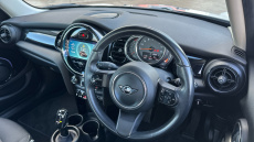 MINI Hatchback 1.5 Cooper Classic 5dr Auto Petrol Hatchback